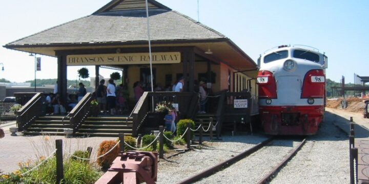 Family-Friendly Downtown Branson: Things to Do + How to Get Around Free on Sparky