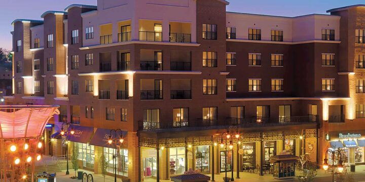 Downtown Branson Hotels: Stay Where the Excitement Is!