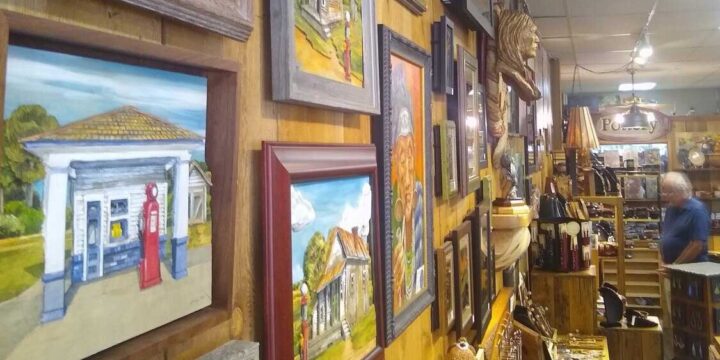 Shop Black Friday & Small Business Saturday in Historic Downtown Branson with RideSparky