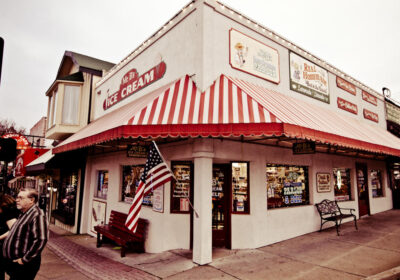 Sweet (and Cold) Treats in Downtown Branson: Your Tasty Guide